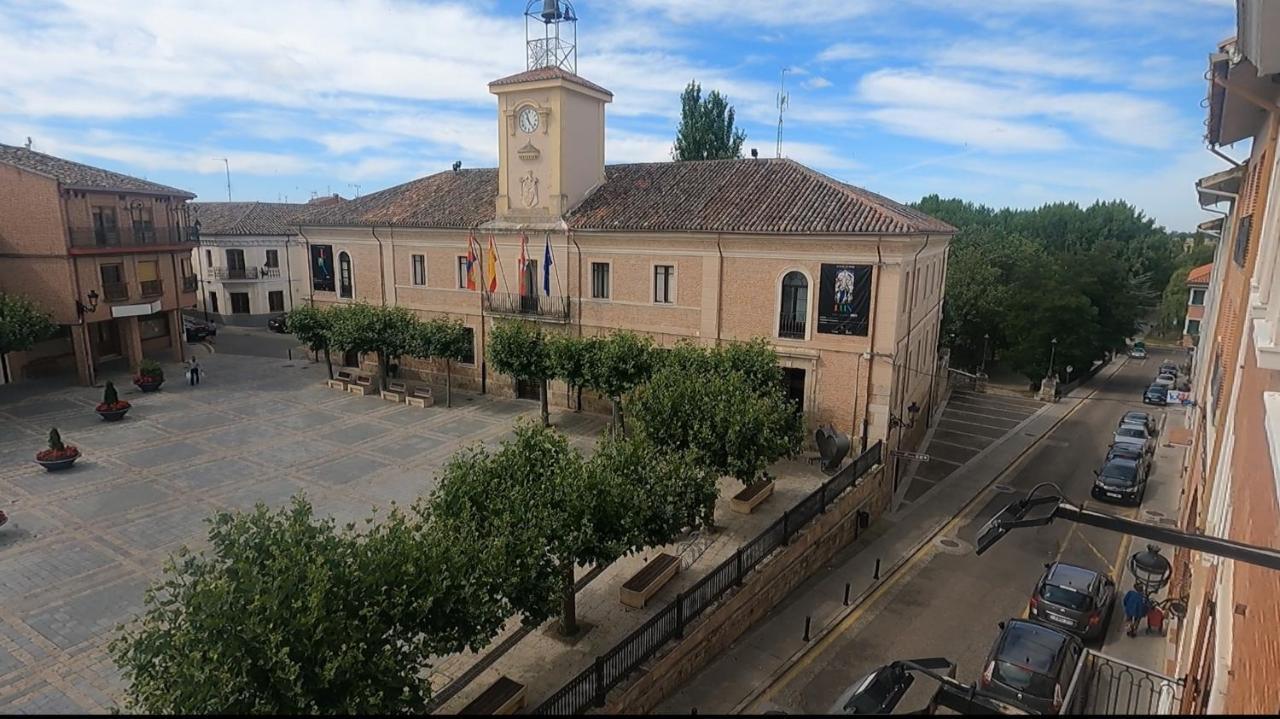 Hostal Plaza Mayor Carrión de los Condes Buitenkant foto